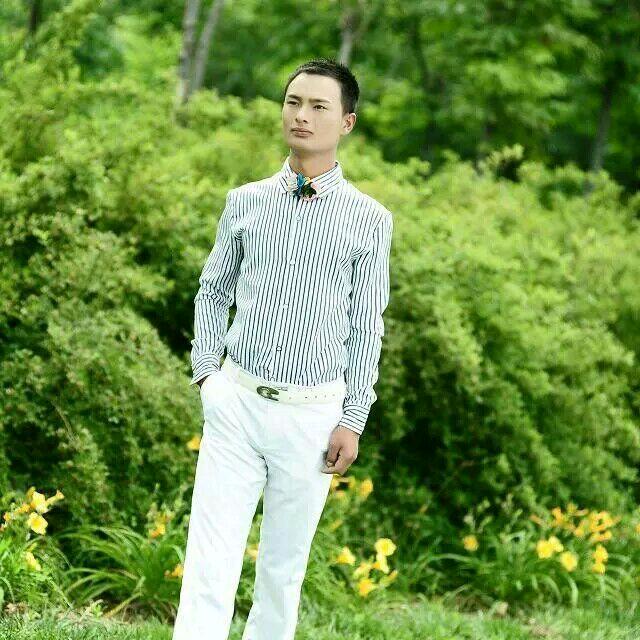 小爷是你摆弄不了的男人