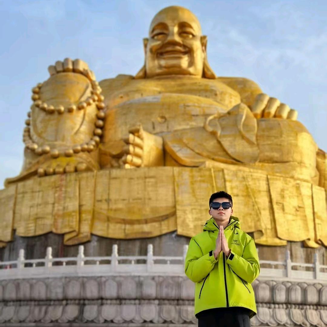 大哥刘！🚶🏻‍♂️