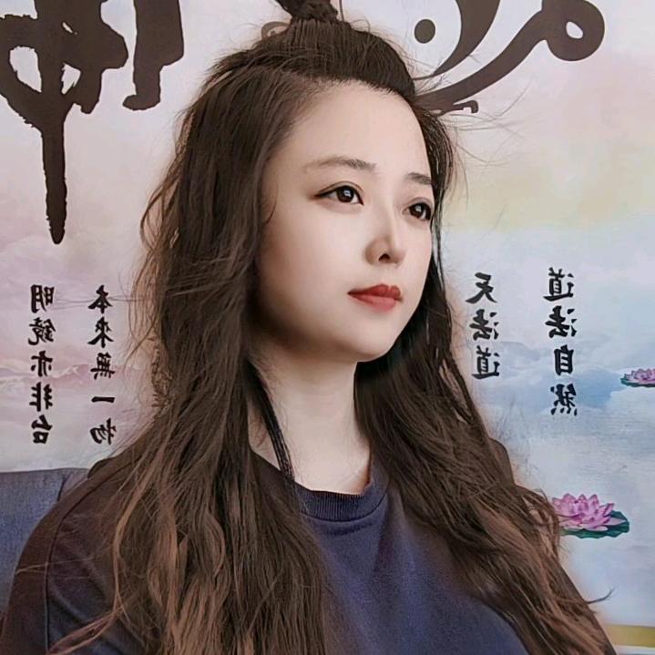 东北࿆小龙女
