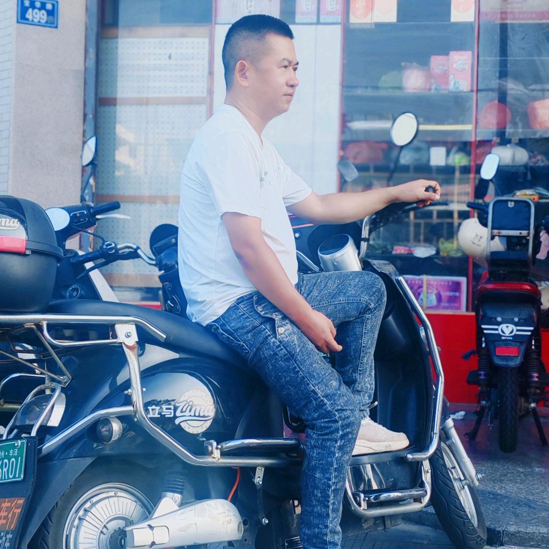 LUOCHENG