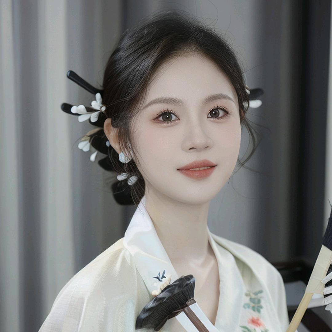 祖国花朵。