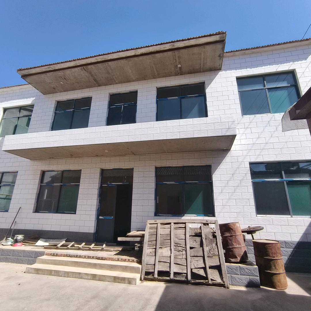 黎城房吉吉小牛说房，