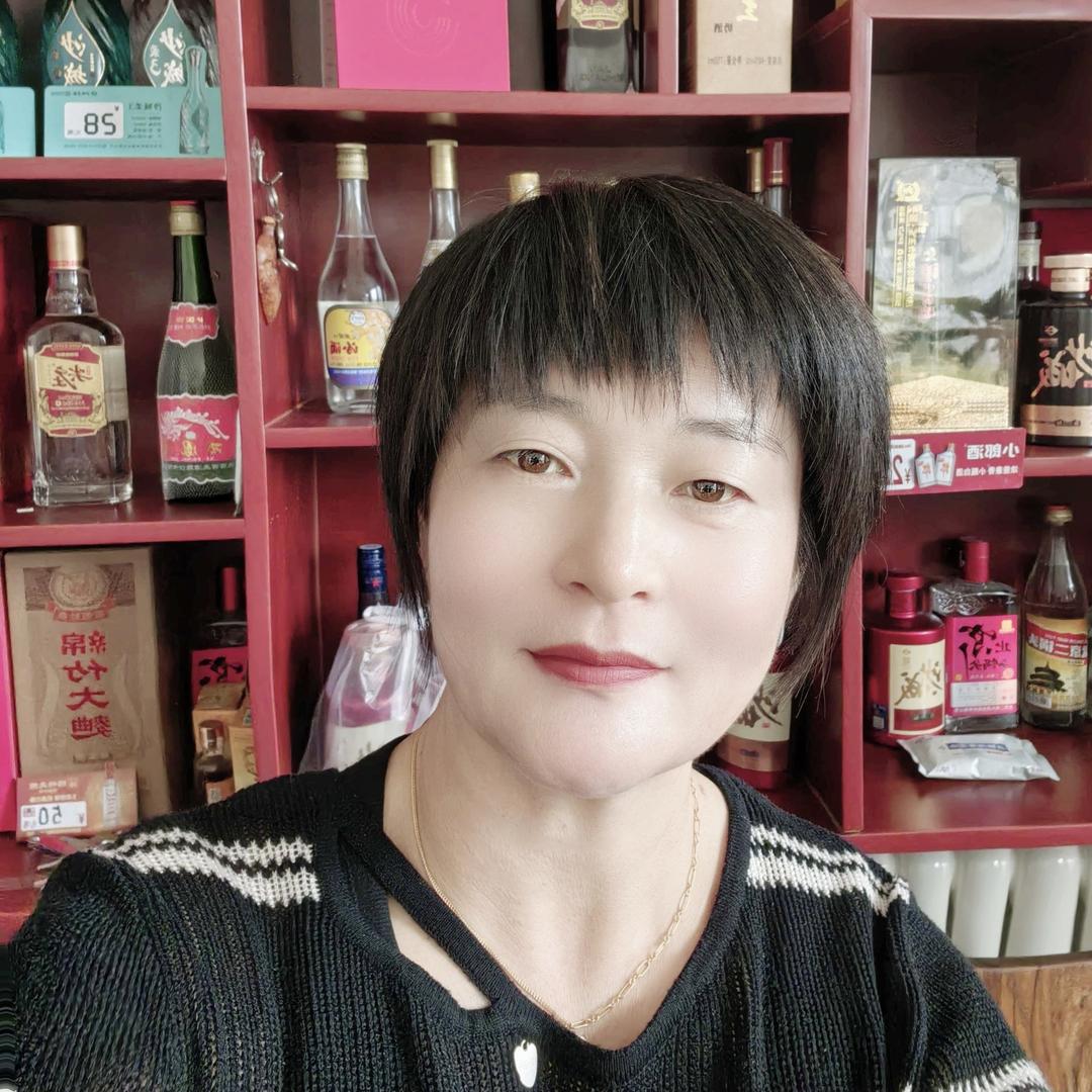 赵姐，怀来铁锅炖鱼