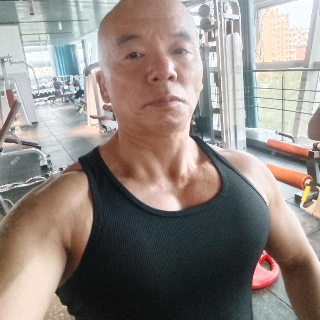 《喜欢撸铁》2799