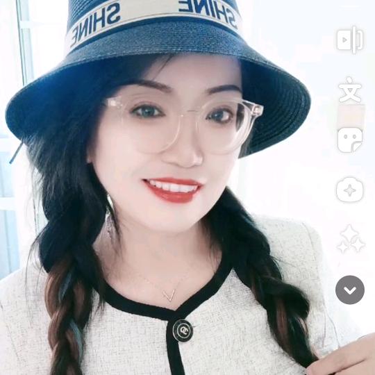 跑调爱唱歌