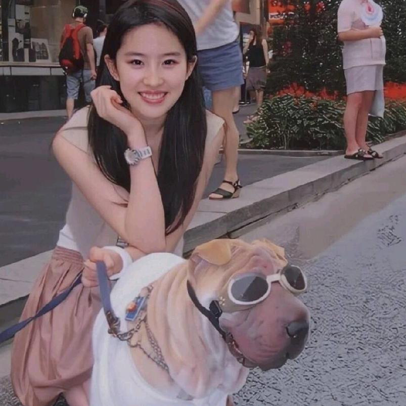 笑笑同学