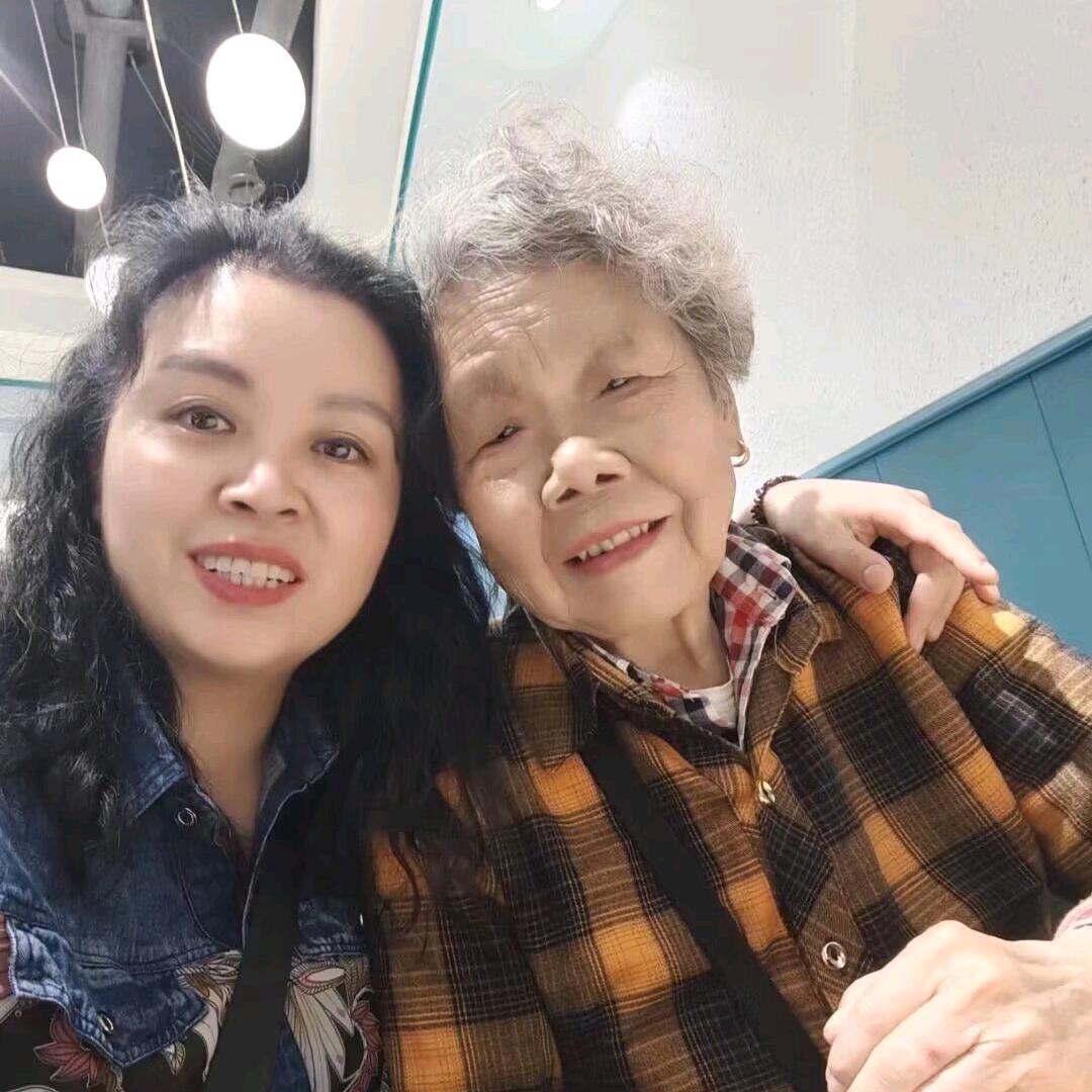 伟业妈(采耳师)爱旅行，爱美食