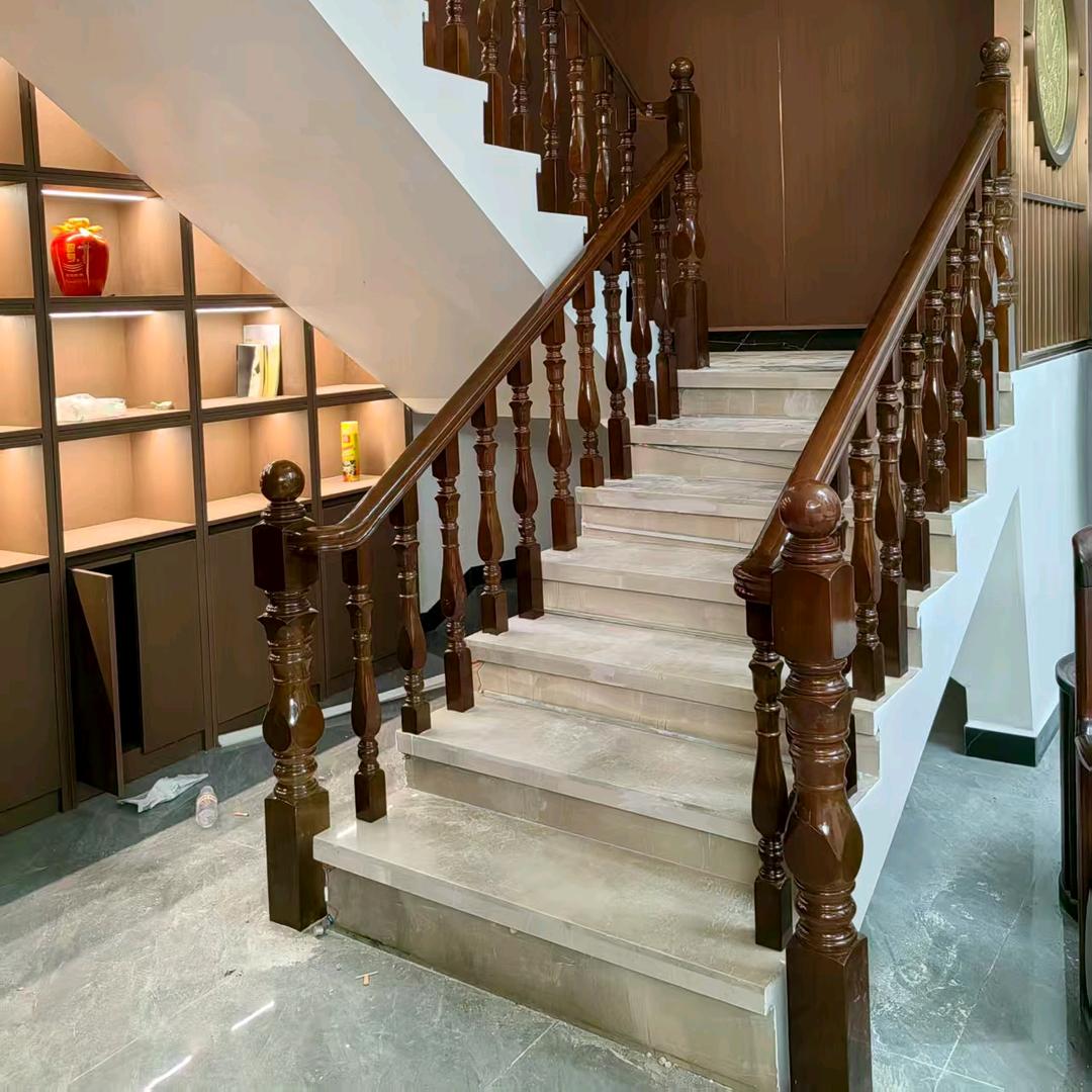 思南县塘头镇明雅实木楼梯