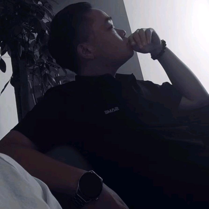 深情不及久伴，，