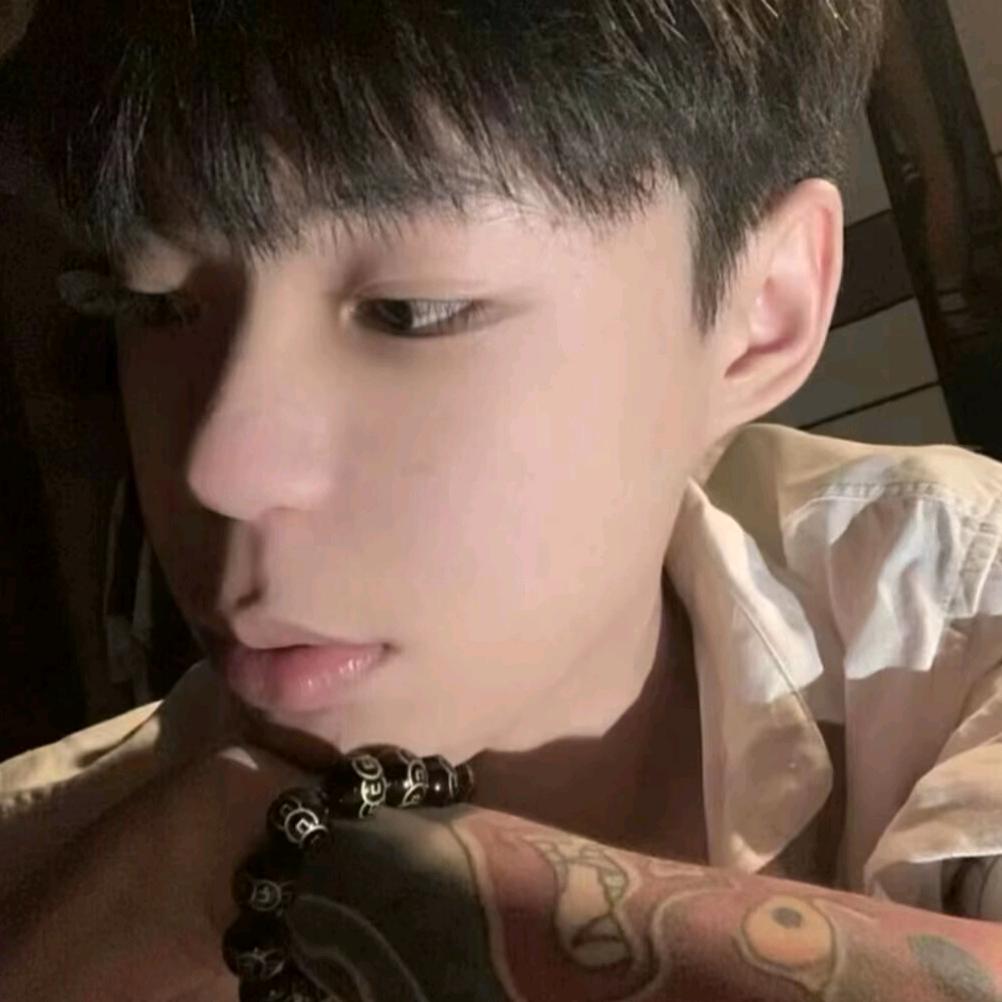 李小博