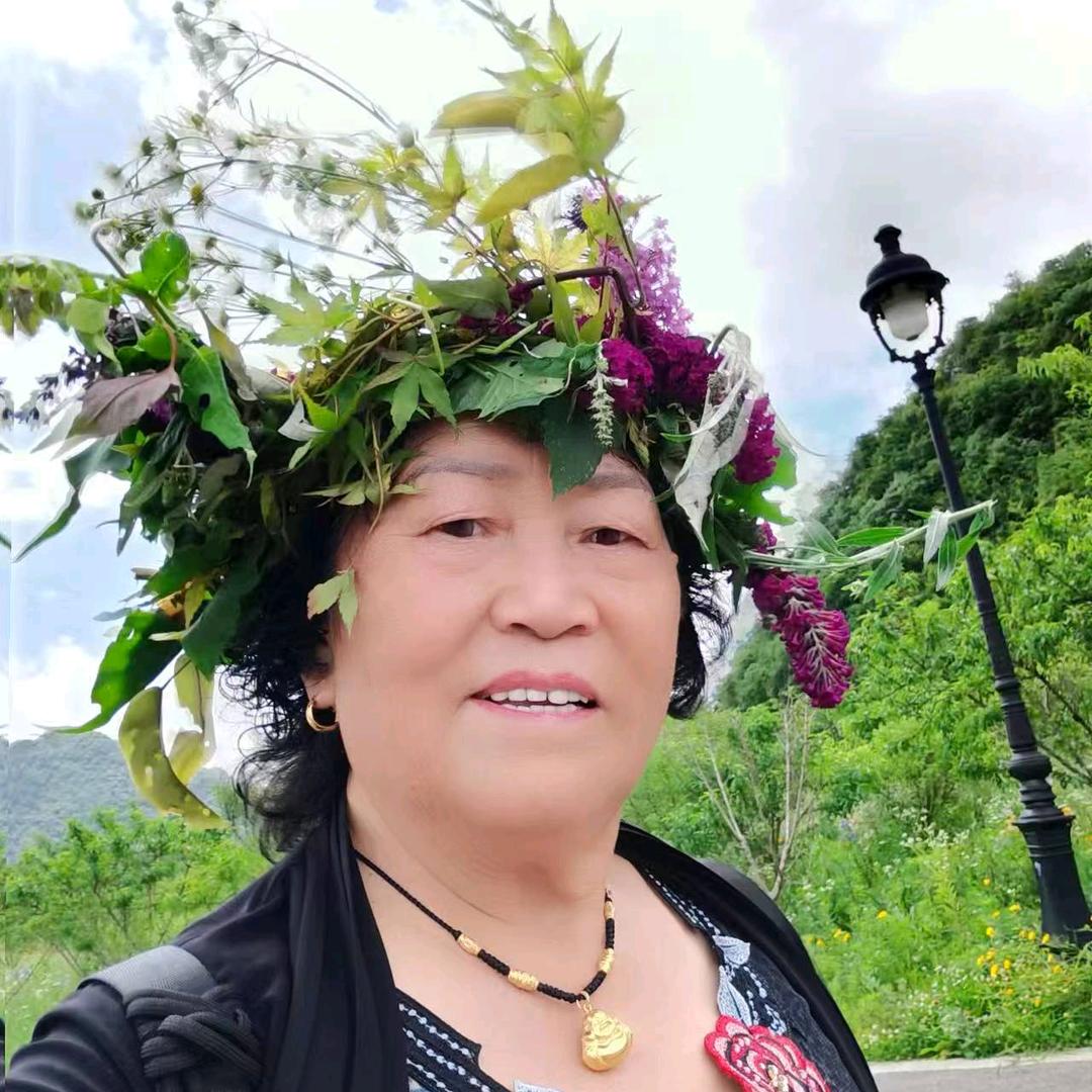 张明芬