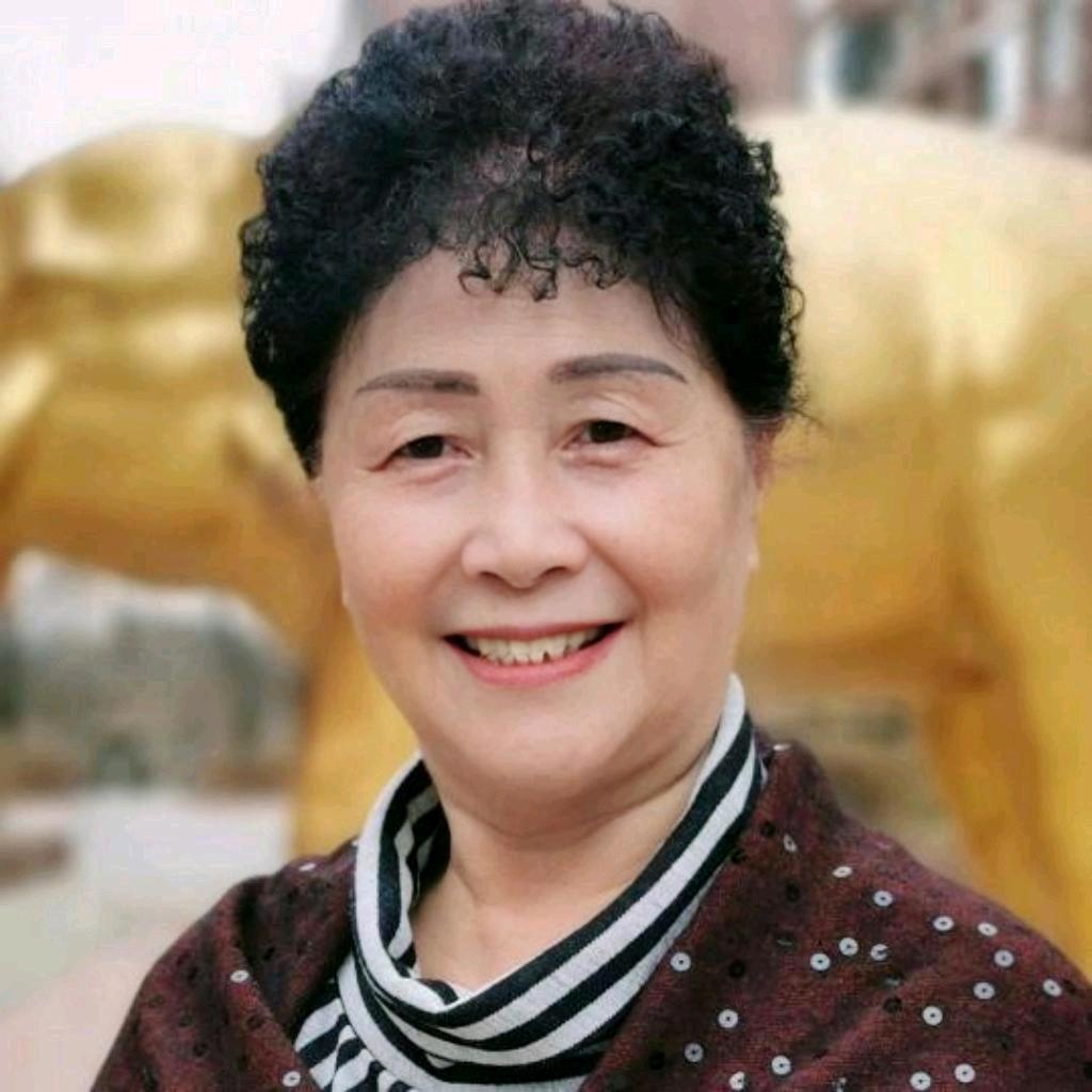 巴姐：中午12点30开播