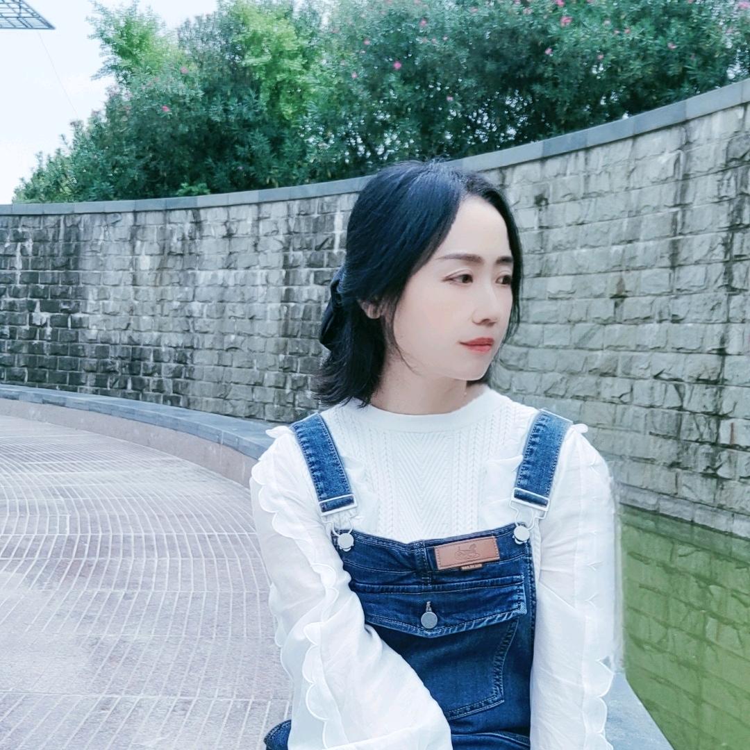 青青:
