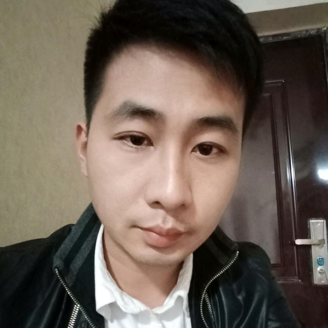 跃然纸上