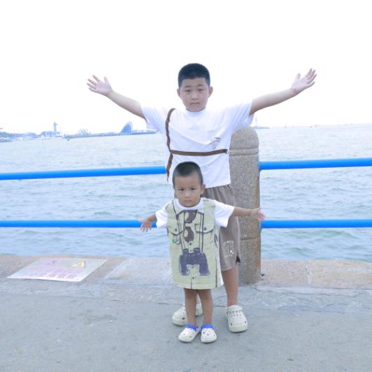 月亮不睡我不睡