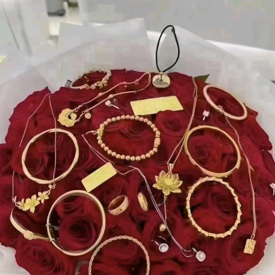 熟悉的陌生人。