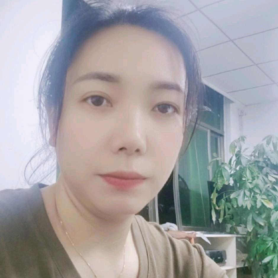 大橘子-小锅米线，配冒烤鸭