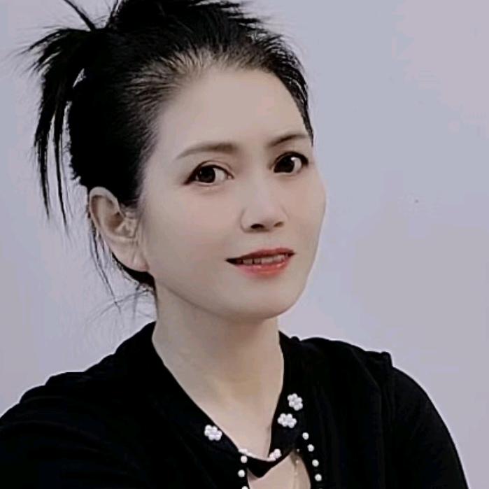 四妹（每天下午二点十分）