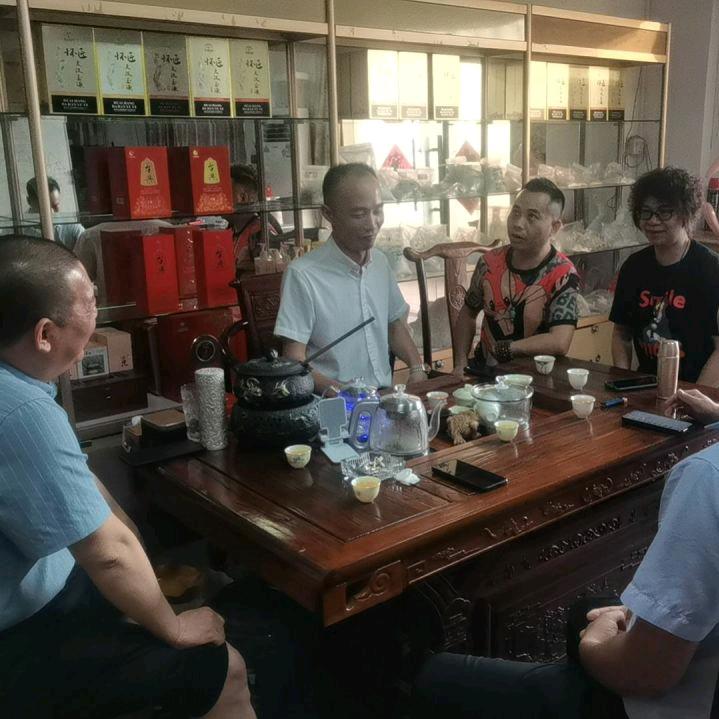 蜡毛小新留下来