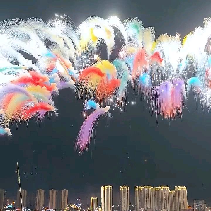 易俗河七彩烟花