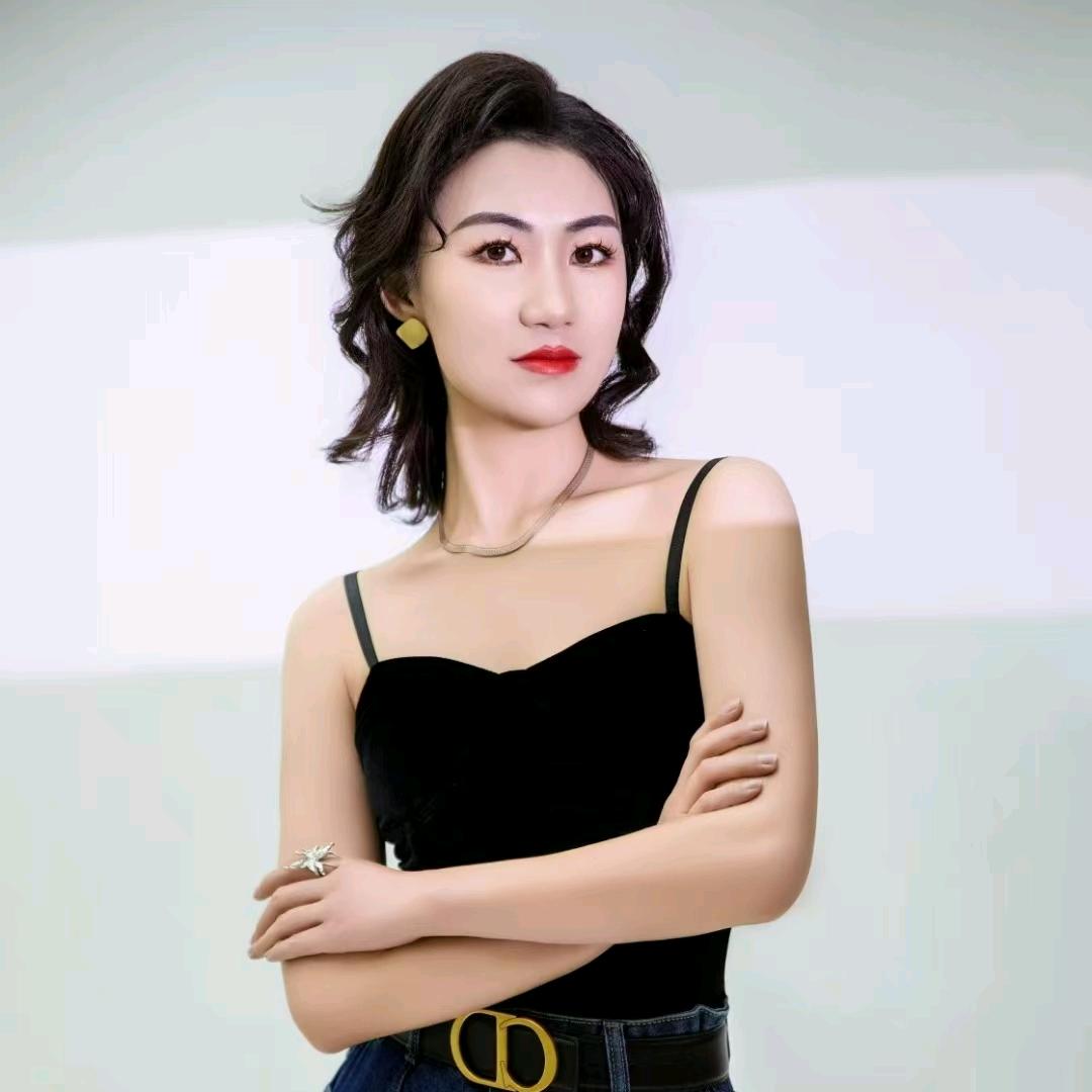 吴起女女的皮肤管家小雅