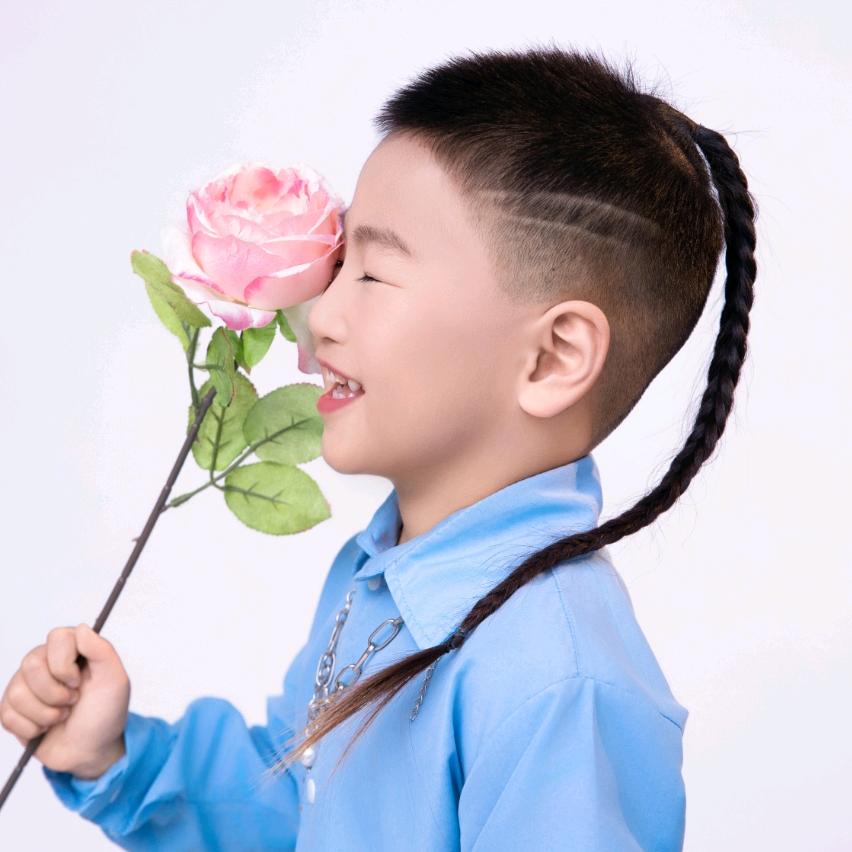 我想静静，，，
