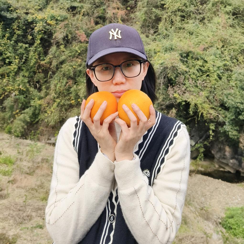 李小姐、