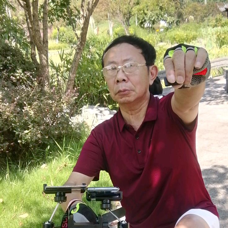 徒步大叔（07:30）