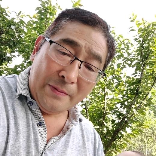 坤 哥