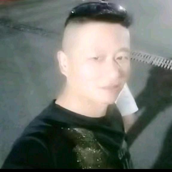 女人滚！！！
