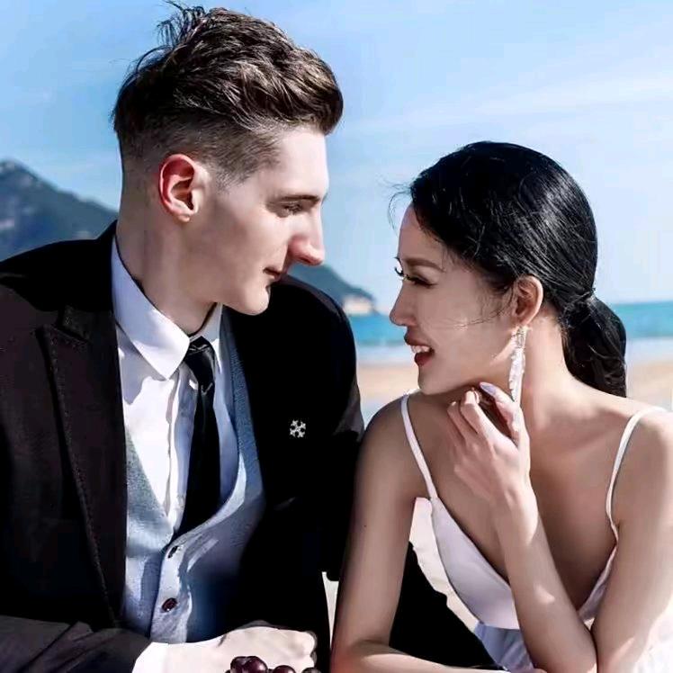 国际全世界明星网红富豪集团总公司董事长