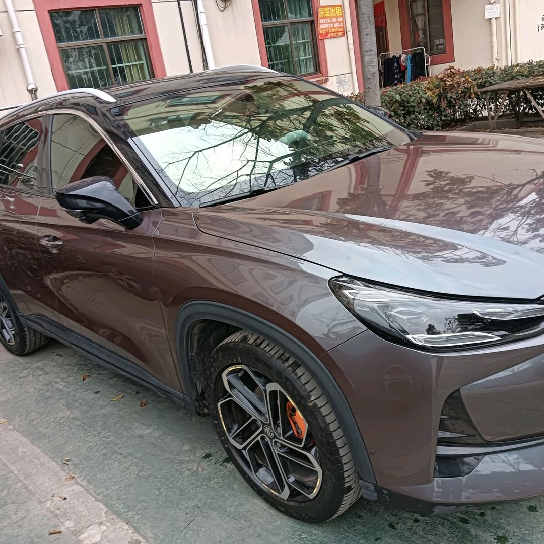 小宋敏，专业厂房刮大白