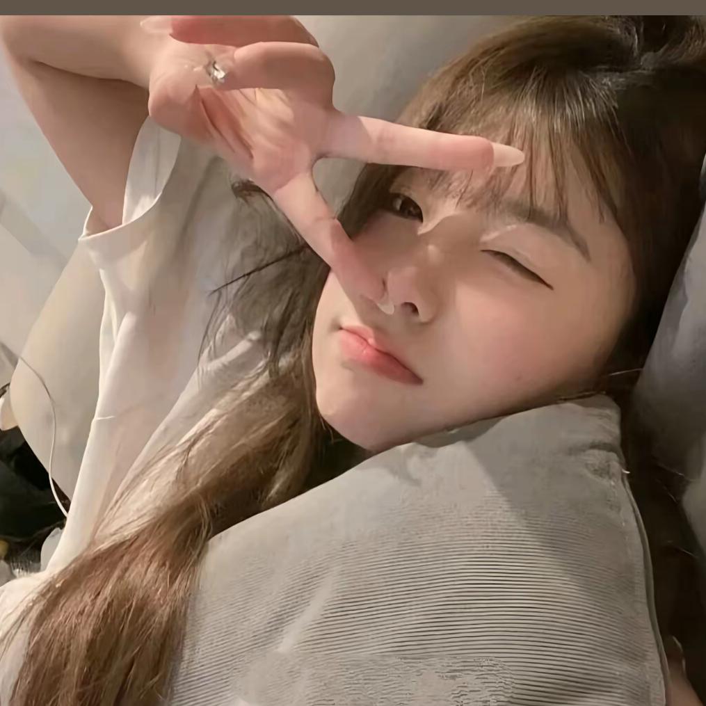 小歪.^