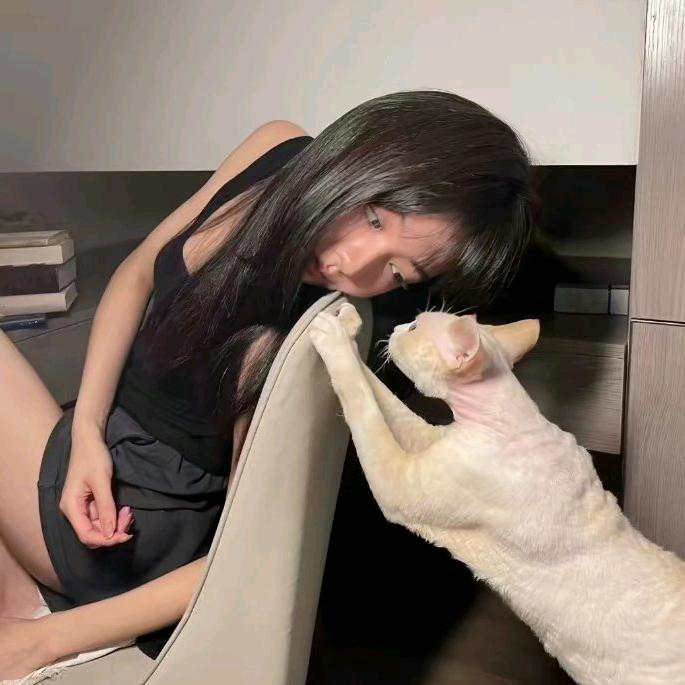 諪