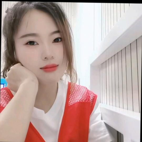覃家三姑娘