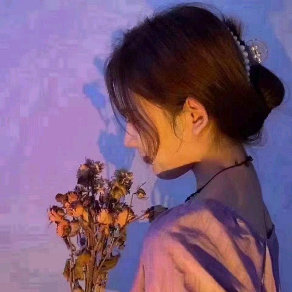 安迪爱穿搭