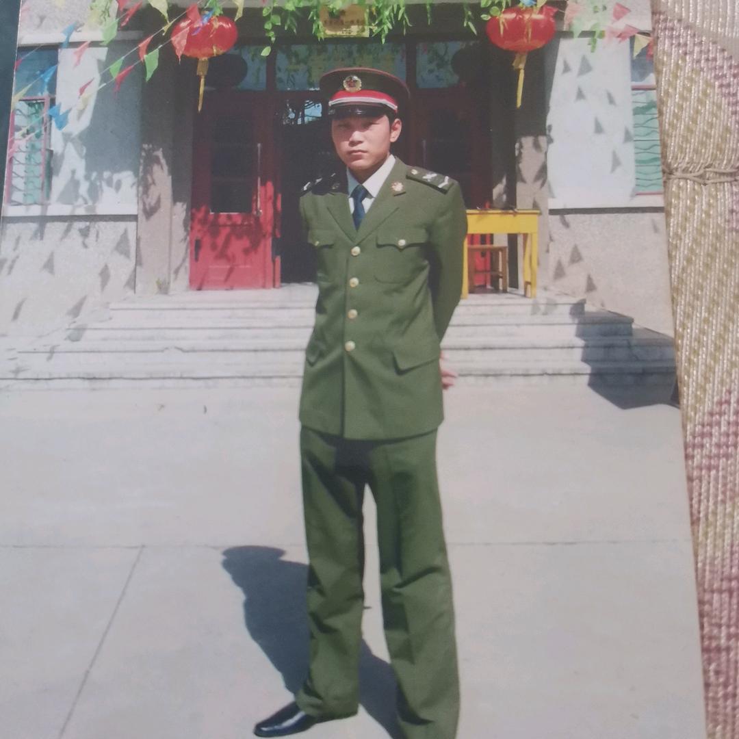 人生没有途径，只有拼命