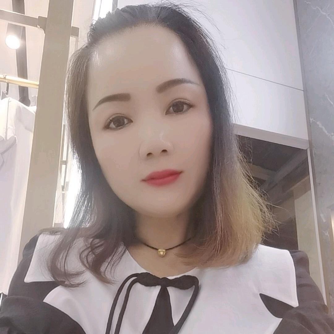 罗成解放路66—1号卡丹路男装，吴妹