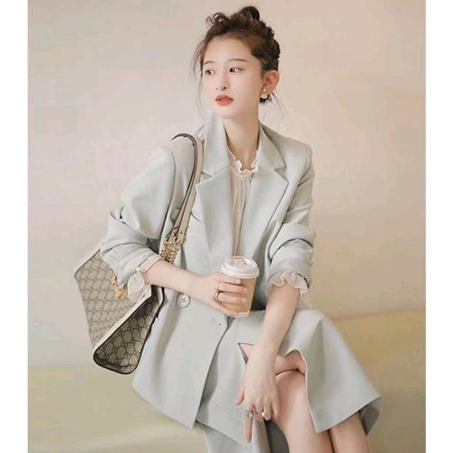 萌妹努力吖🔥L