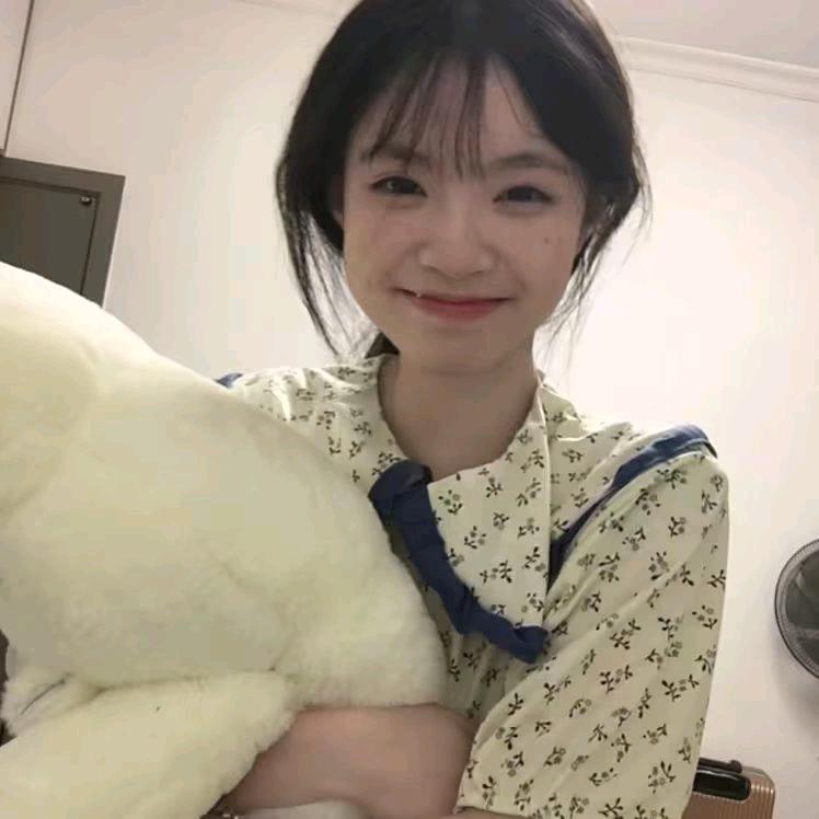 小筱^
