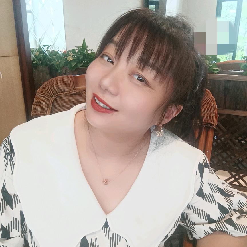 芳馨依旧在