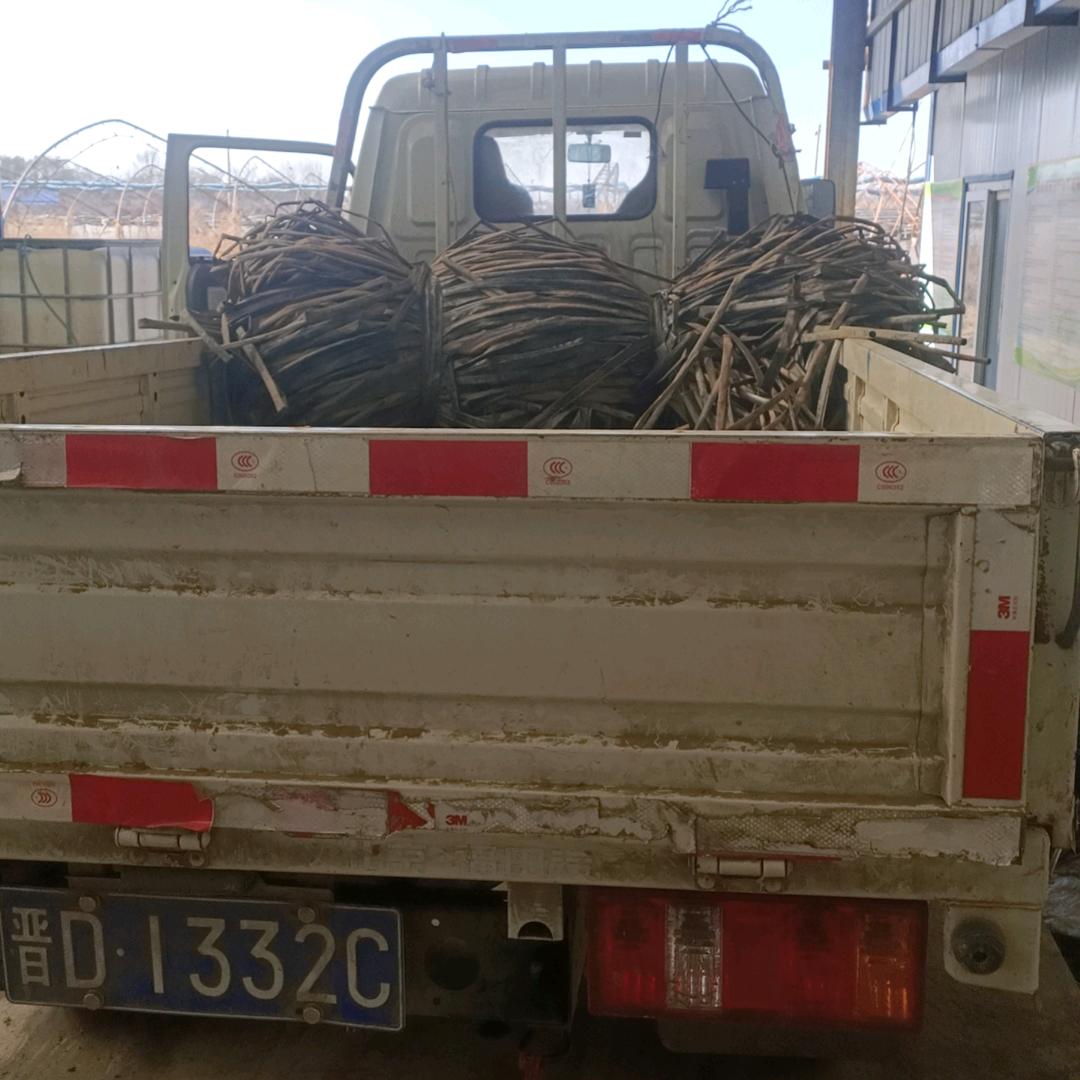 回收各种塑料布，滴管带，