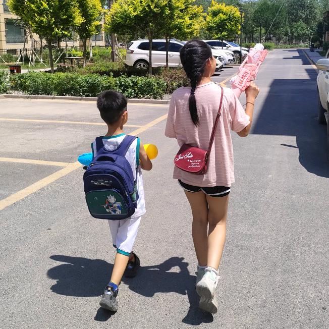 欣欣和壮壮的Father！！！