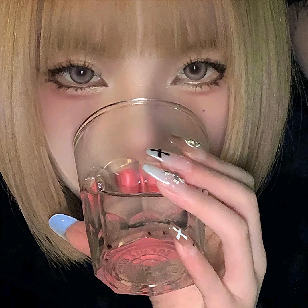 Y.🕸️🕷️（穿孔接单）