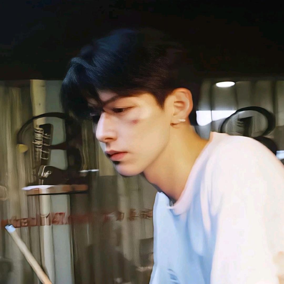 撕π的man