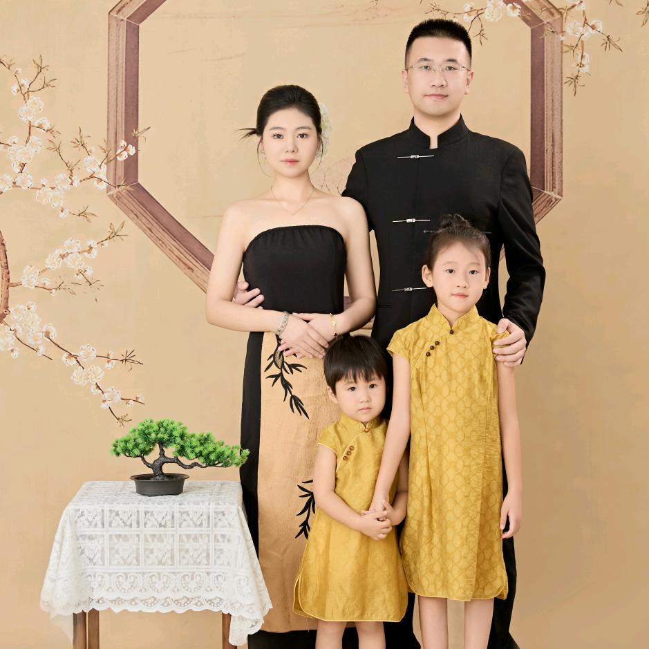 李瑞群
