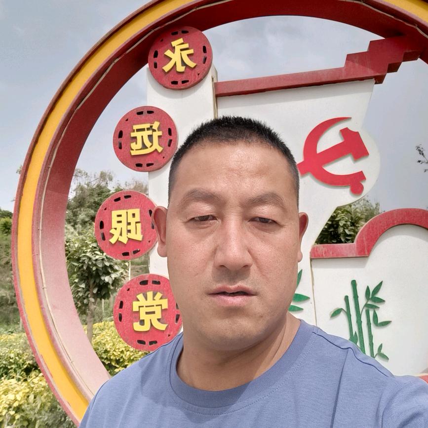 小熊爱吃猫🐱🐱🐱🐱🐱🐱