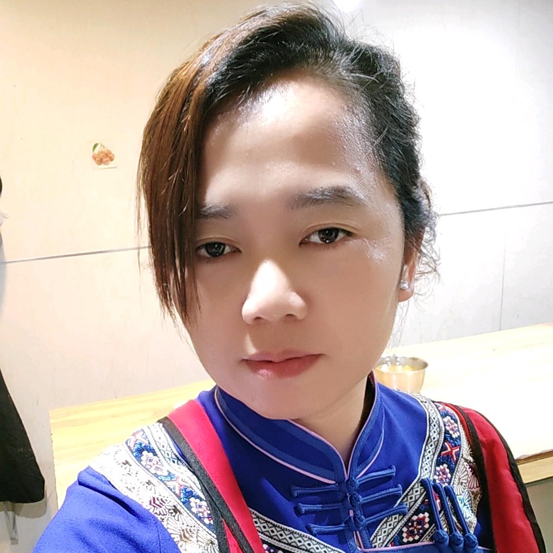 富宁云故乡包子店