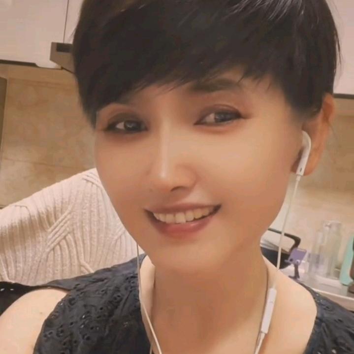 金子（爱唱歌）