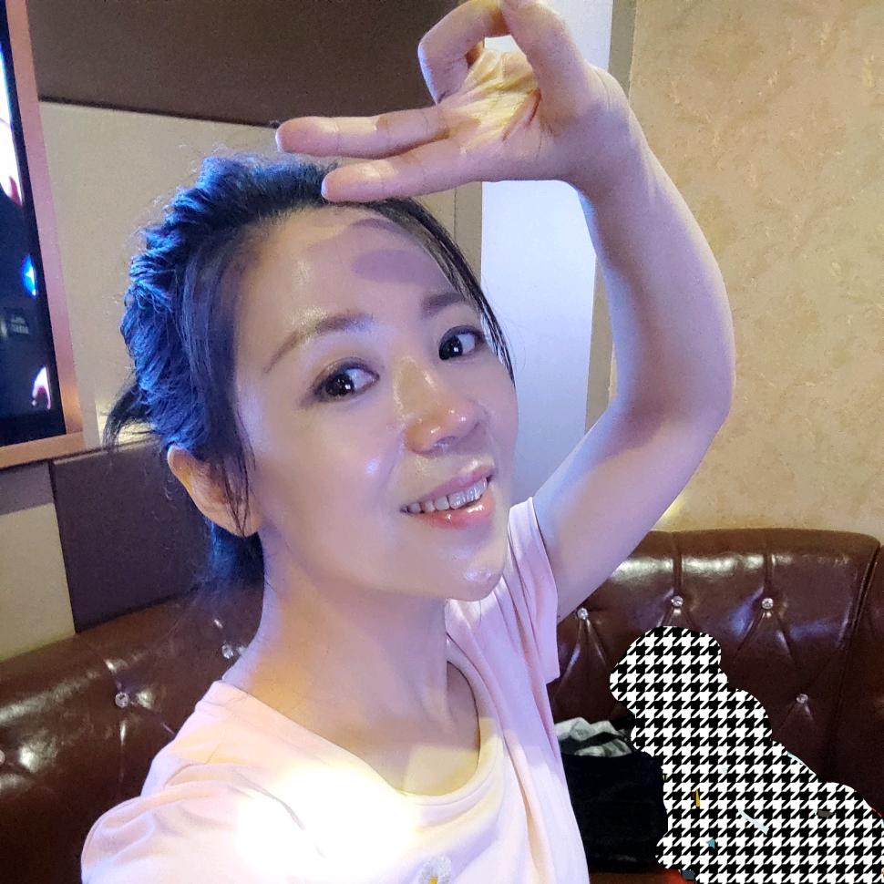 小小淇儿